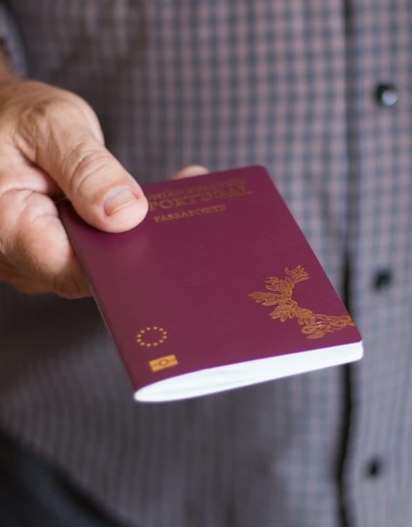 Portugal benefits illustration